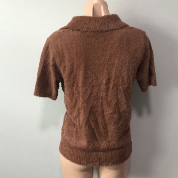 Moth Anthropologie Brown Fuzzy Short Sleeve Collar Polo Sweater Medium - Picture 4 of 5